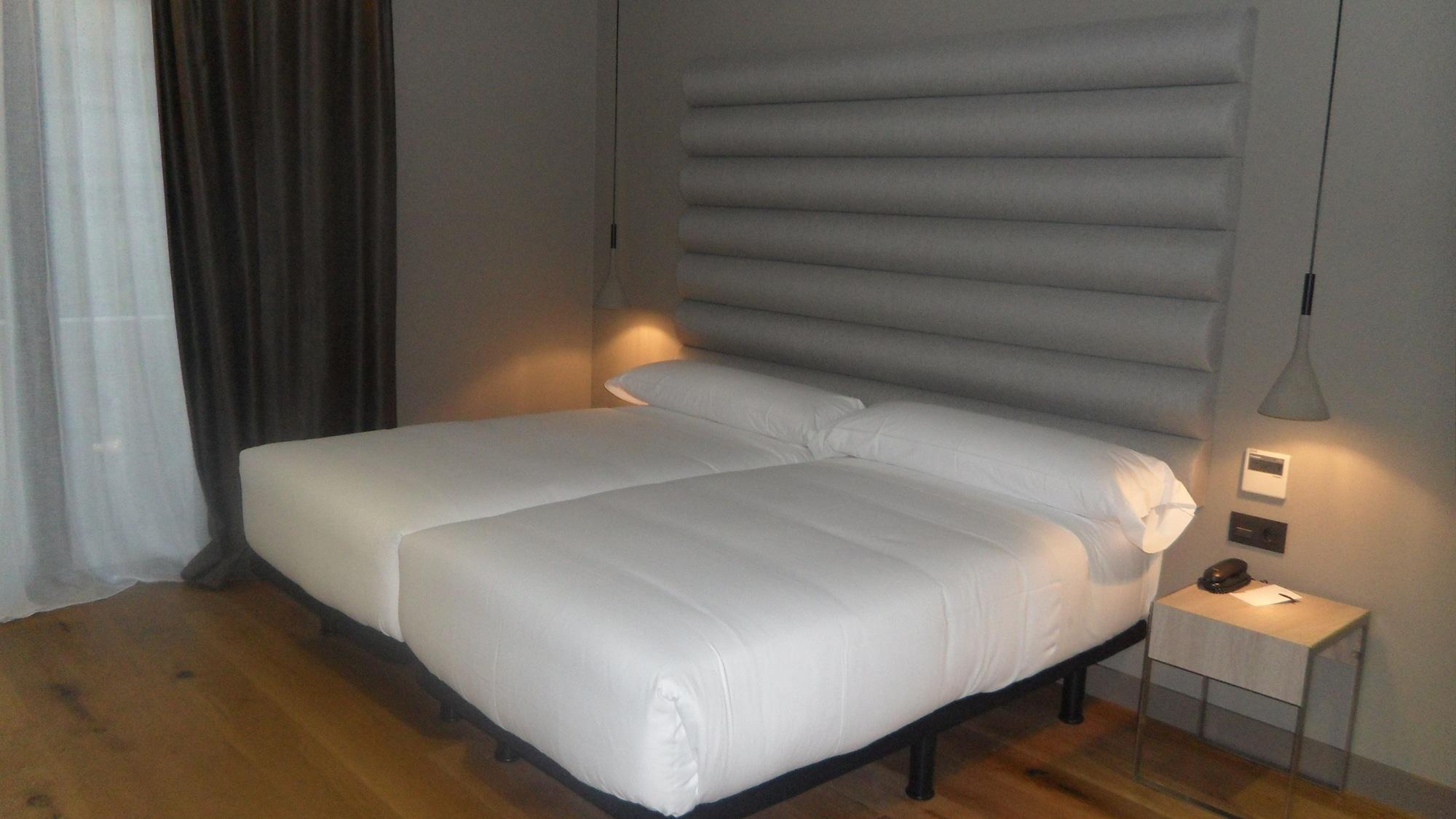 Zenit Vigo Hotel Ngoại thất bức ảnh