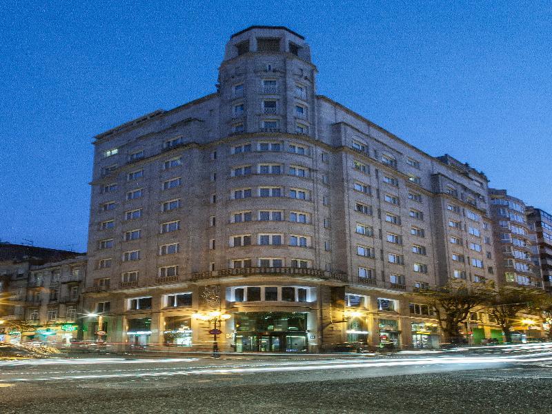 Zenit Vigo Hotel Ngoại thất bức ảnh