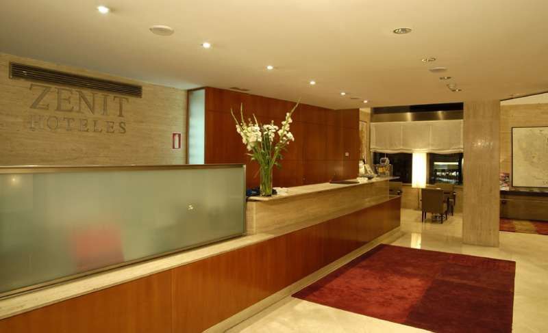 Zenit Vigo Hotel Ngoại thất bức ảnh