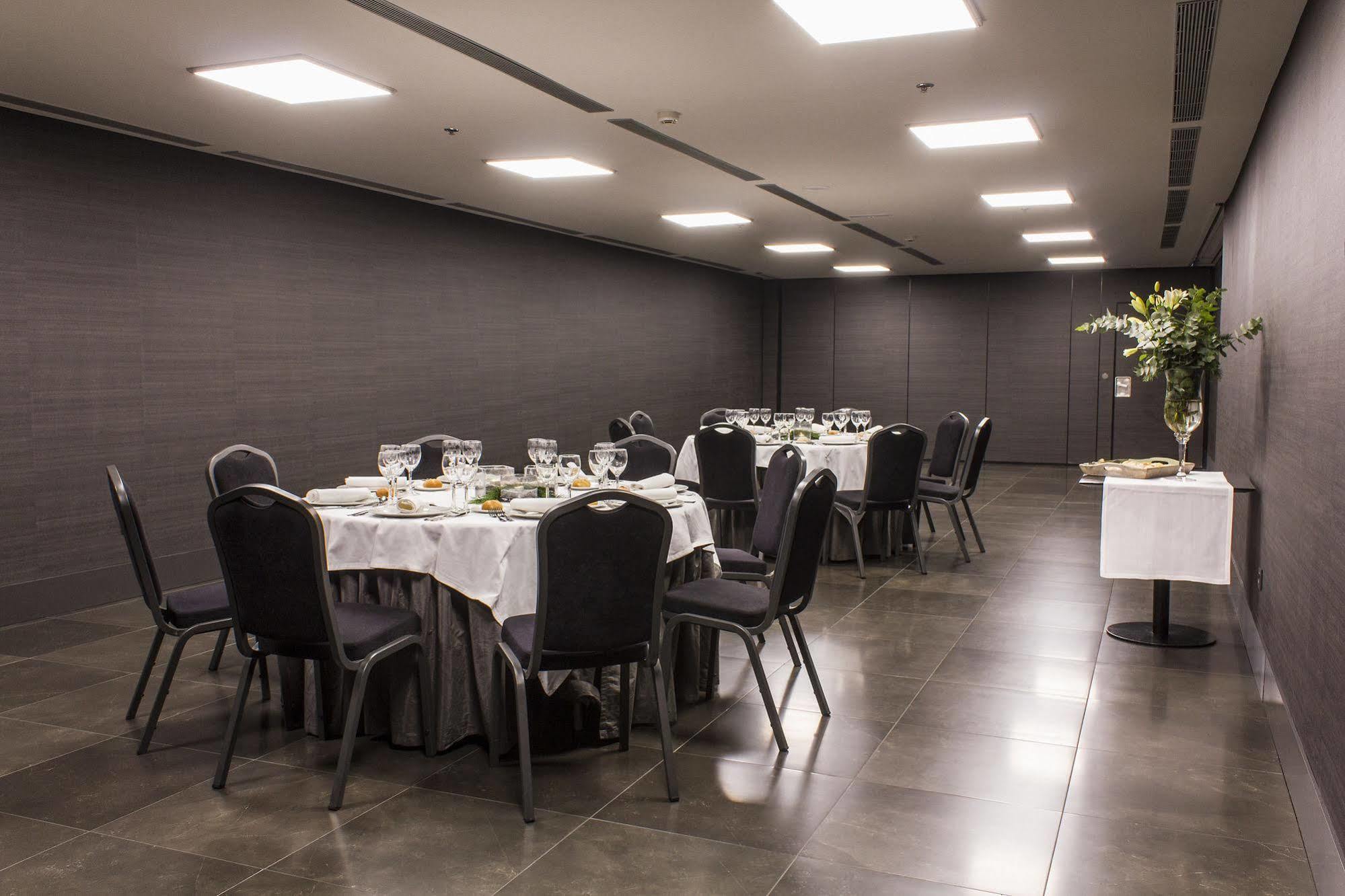 Zenit Vigo Hotel Ngoại thất bức ảnh